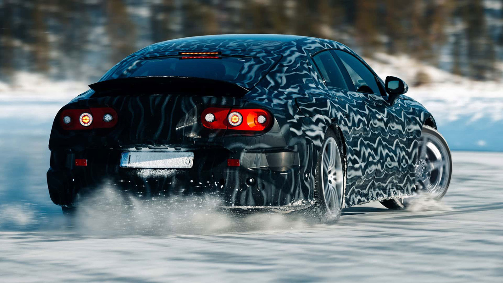 Επίσημο: Η Mercedes-AMG ετοιμάζει αντίπαλο για την Porsche Taycan  